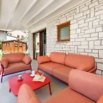 Pomigranai With Swimming Pool * Rovinj